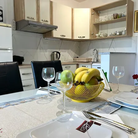 Luna - & Center * Опатия