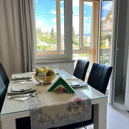 Luna - & Center Опатия