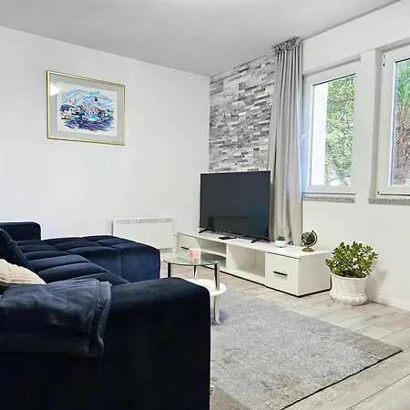 Luna - & Center Opatija