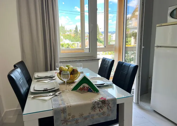 Luna - & Center Opatija